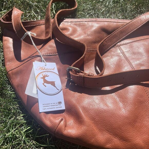 NWT ASHWOOD By Harrods Bison Genuine Leather Large Handbag Cognac Retail $150 - Picture 4 of 13